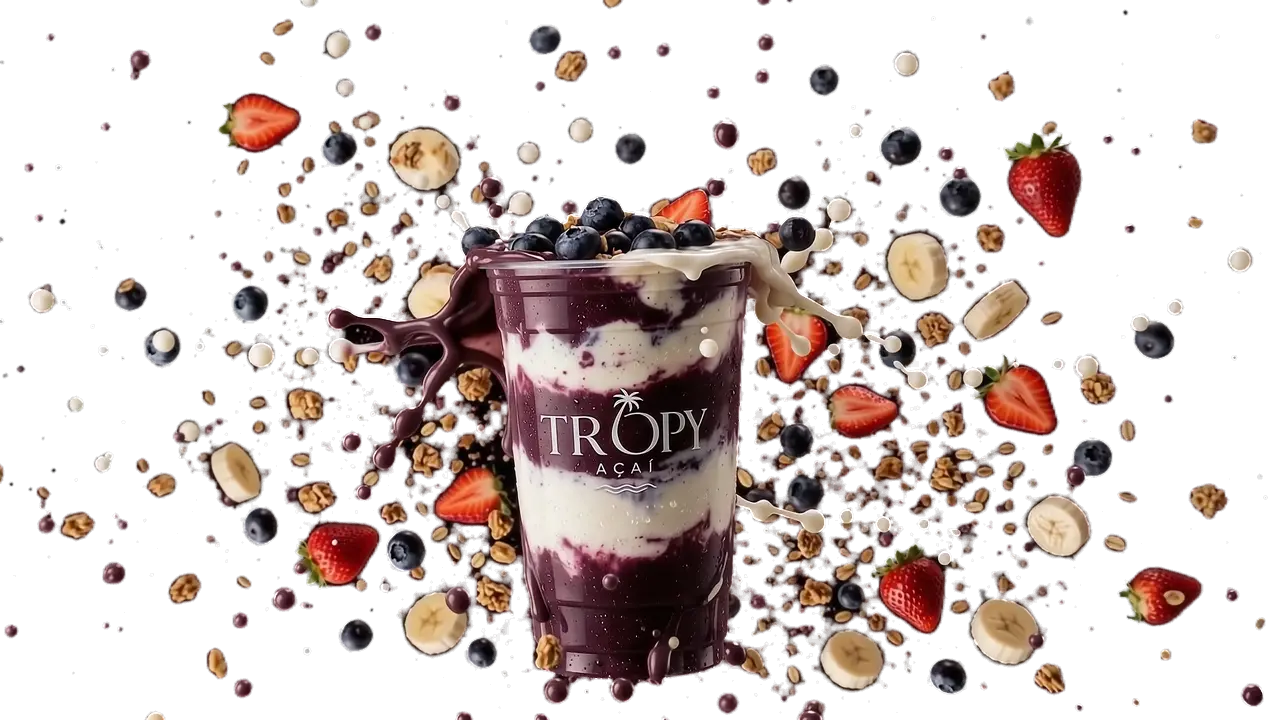 El vaso de Tropy Açaí en el centro de una constelación de fruta y granola.